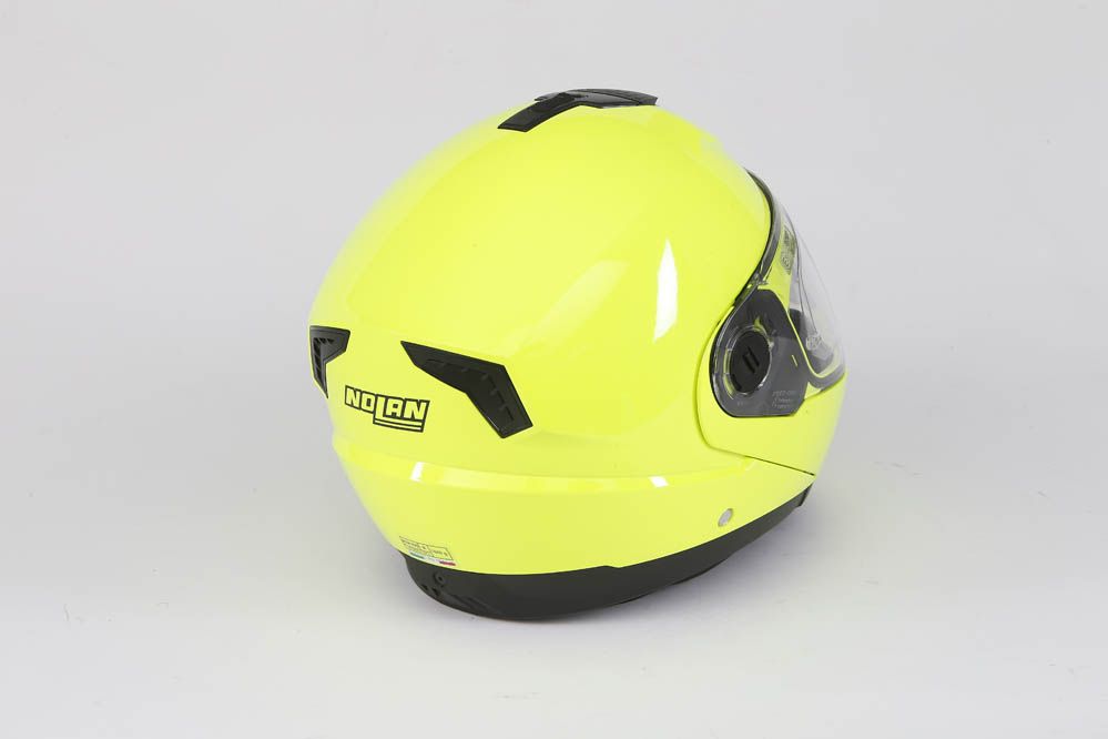 Informe: cascos abatibles