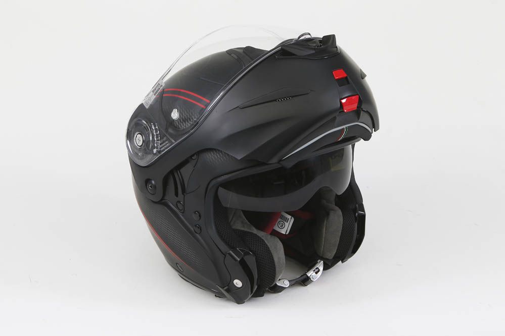 Informe: cascos abatibles