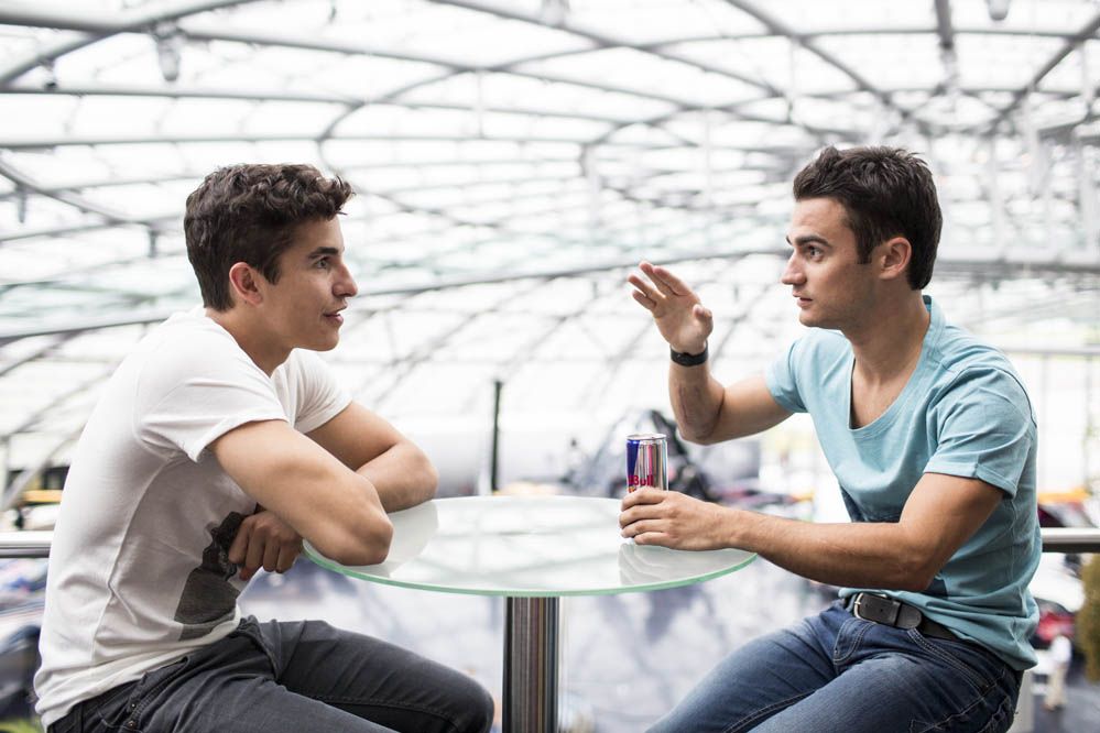 Pedrosa y Márquez vuelan gracias a Red Bull. Galería