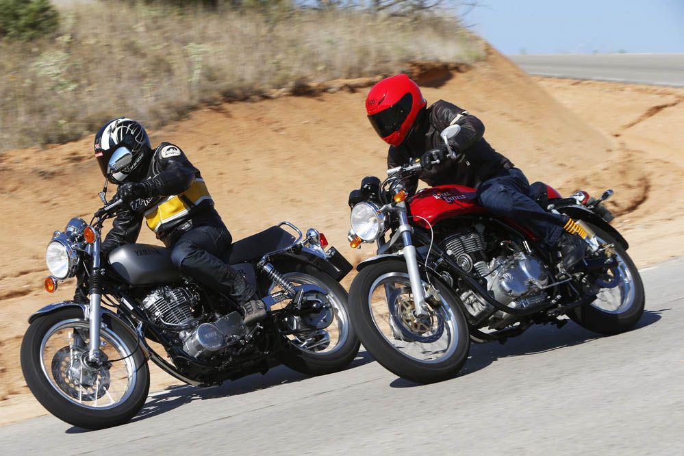 Comparativa: Royal Enfield Continental GT vs Yamaha SR400. Galería