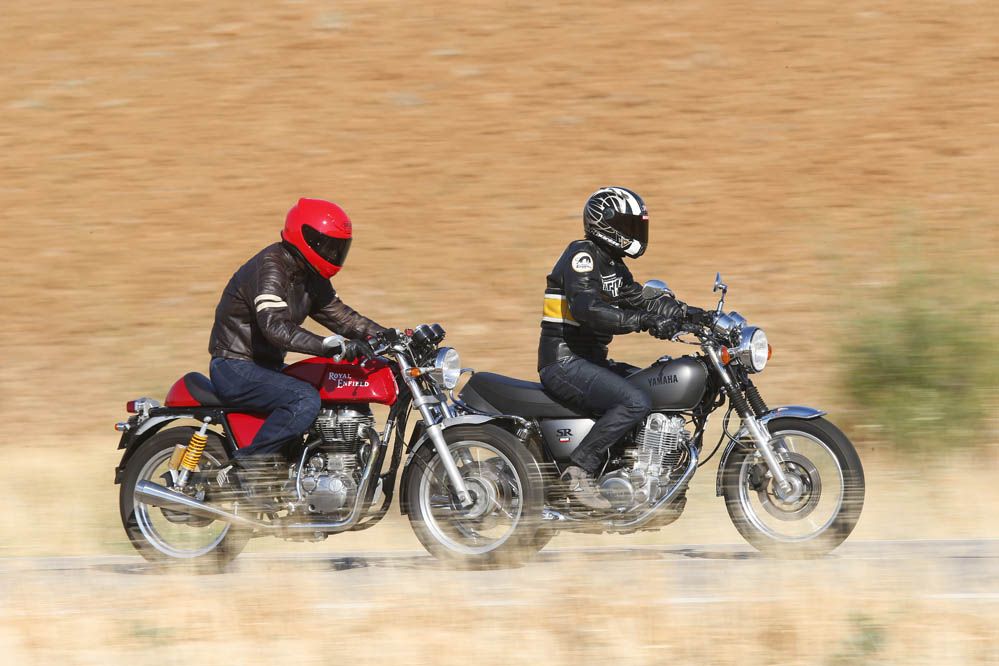 Comparativa: Royal Enfield Continental GT vs Yamaha SR400. Galería