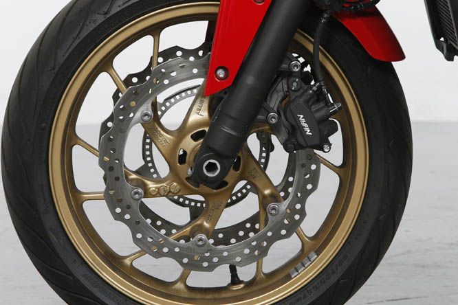 Honda CB650F 2014. Galería de fotos
