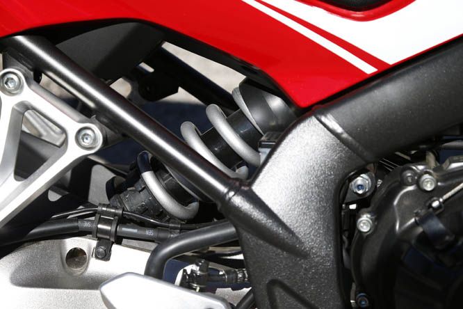 Honda CB650F 2014. Galería de fotos