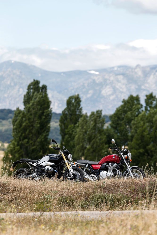 Comparativa BMW R nineT- Honda CB1100EX. Galería