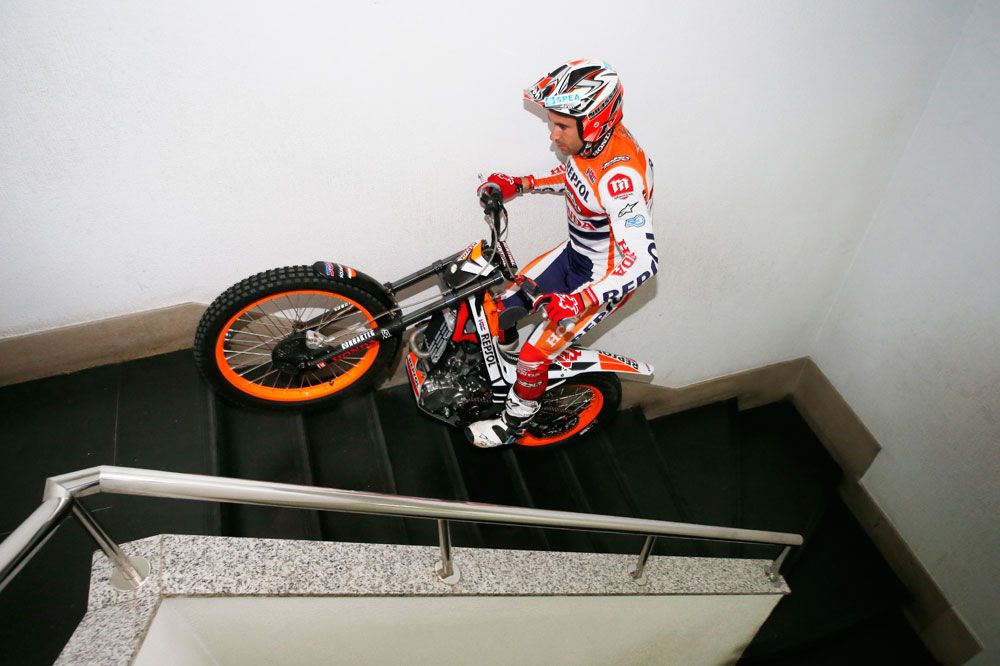 Entrevista a Toni Bou tras su octavo título mundial en Trial Outdoor. Galería