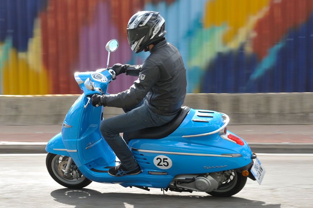 Galería de fotos de la prueba del Peugeot Django 125