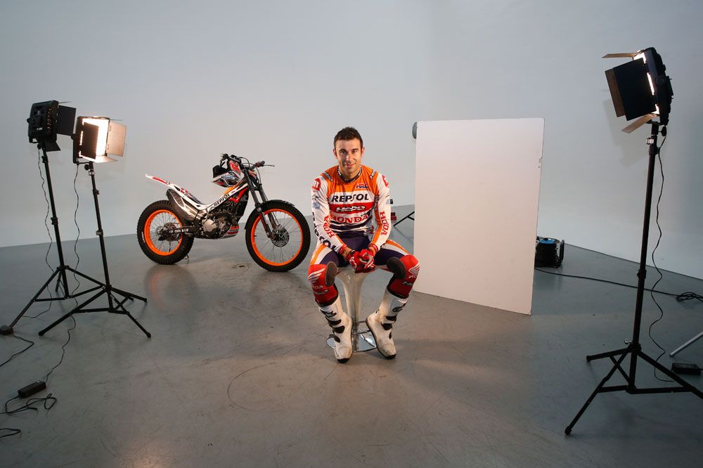 Entrevista a Toni Bou tras su octavo título mundial en Trial Outdoor. Galería