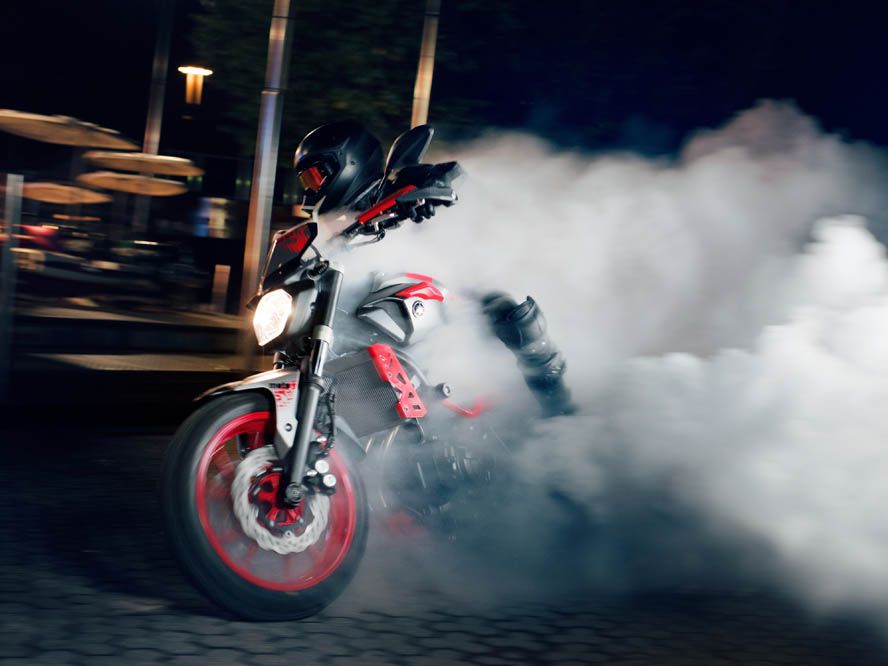 Yamaha MT-07 MotoCage. Fotos