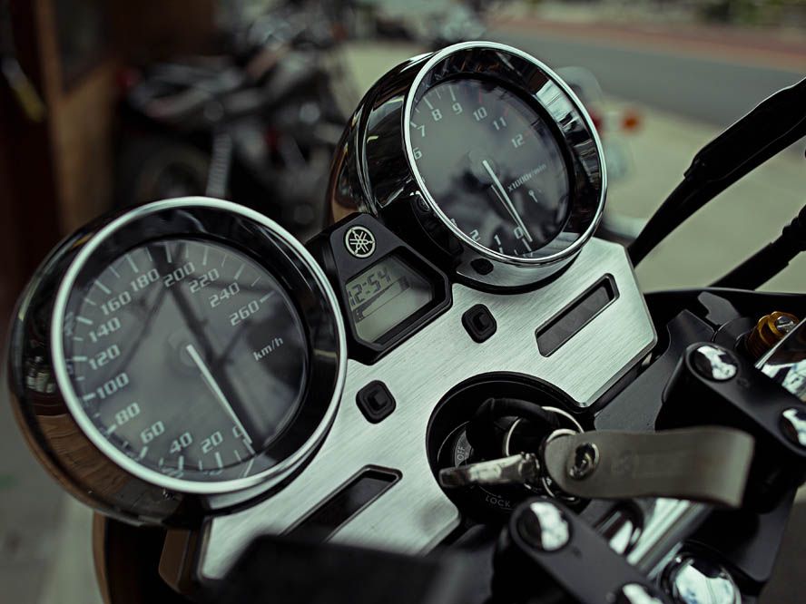 Yamaha XJR1300 2015. Fotos