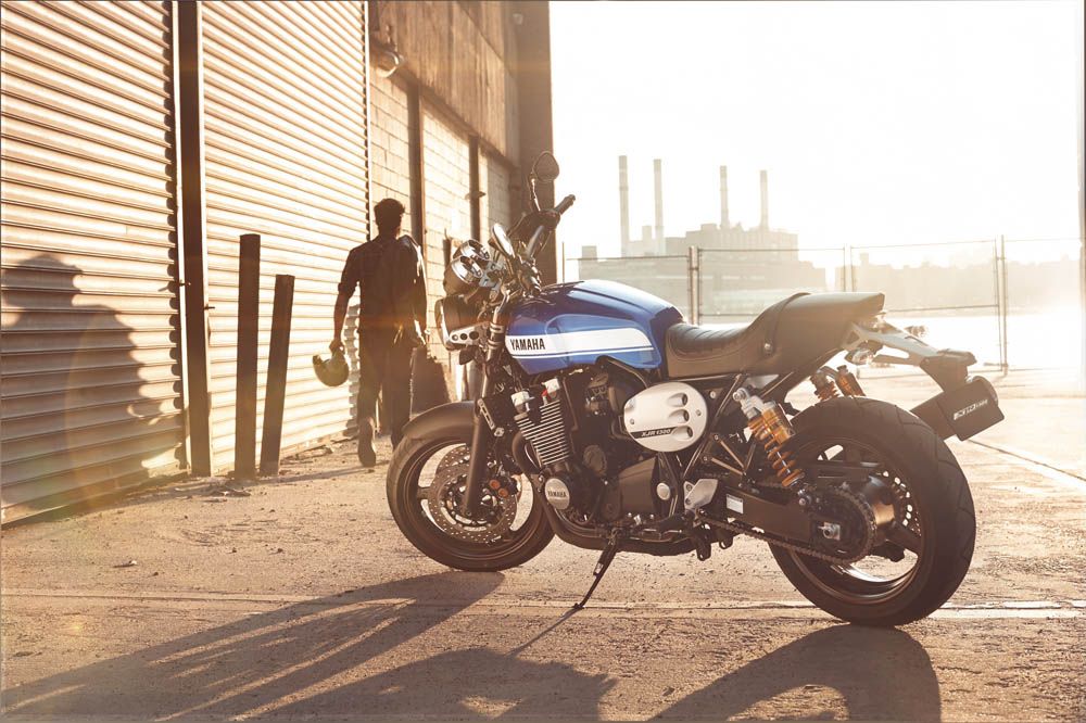 Yamaha XJR1300 2015. Fotos