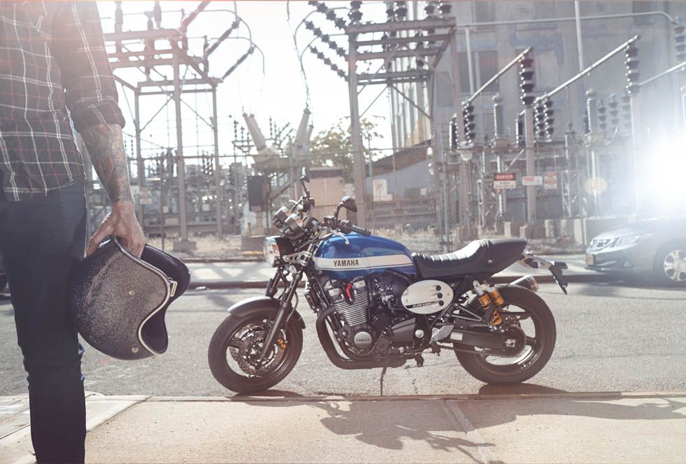 Yamaha XJR1300 2015. Fotos