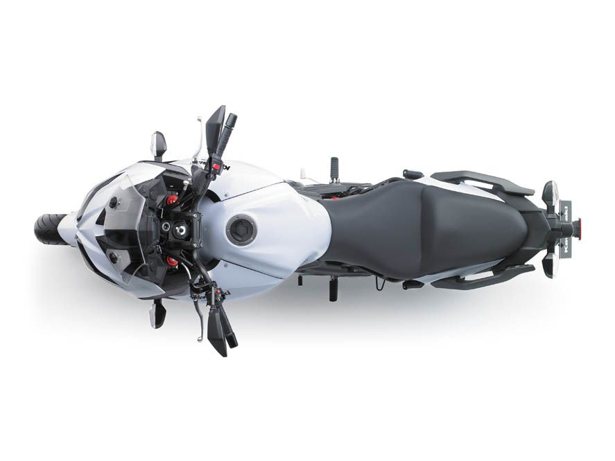 Kawasaki Versys 650 2015. Fotos