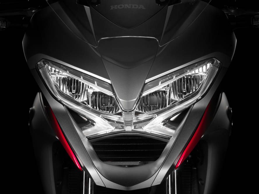 Honda VFR800X Crossrunner 2015. Fotos