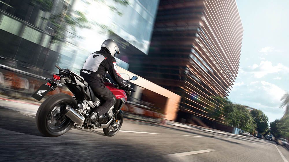Honda VFR800X Crossrunner 2015. Fotos