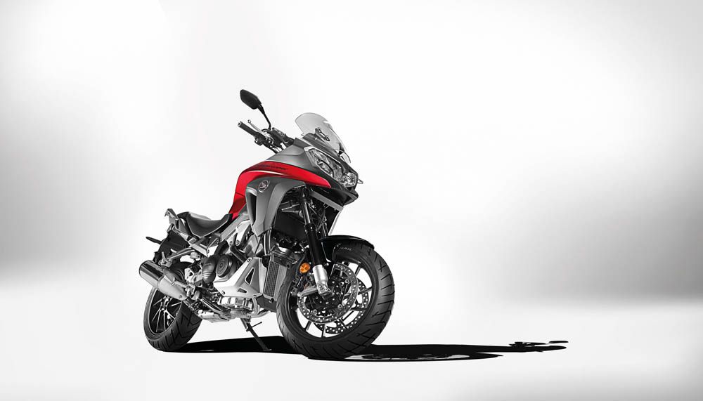 Honda VFR800X Crossrunner 2015. Fotos