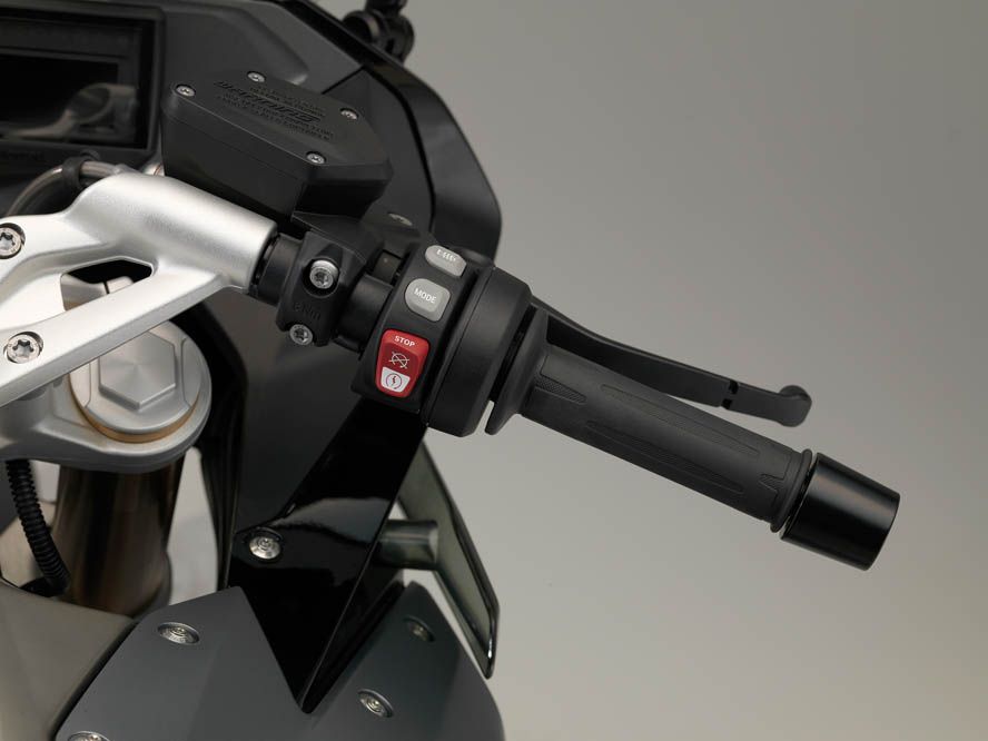 BMW R 1200 RS 2015. Fotos