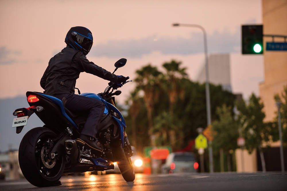 Suzuki GSX-S1000. Fotos