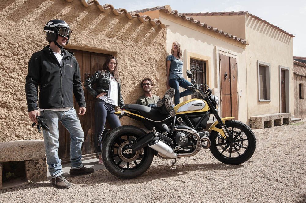 Ducati Scrambler. Fotos