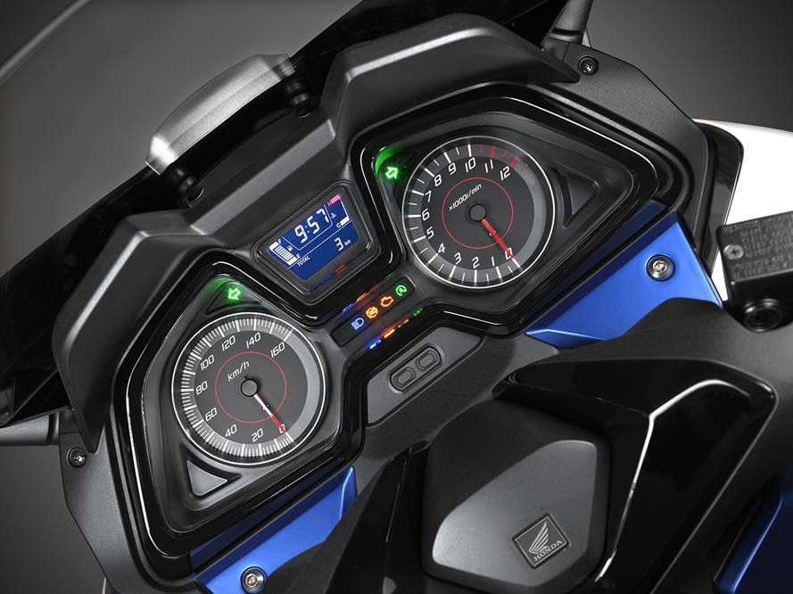 Honda Forza 125. Galería
