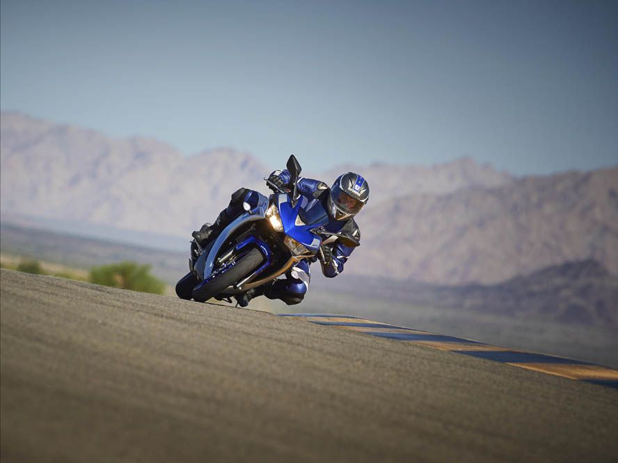 Yamaha YZF-R3. Fotos