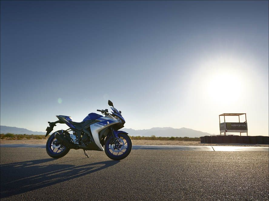Yamaha YZF-R3. Fotos