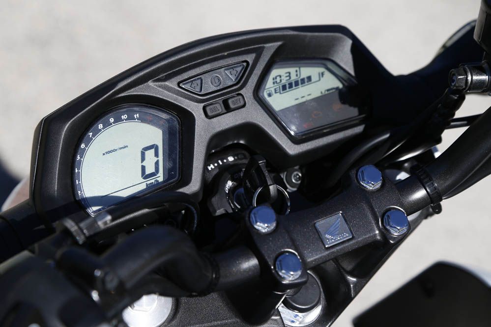 Comparativa Honda CB650F- Yamaha XJ6. Galería