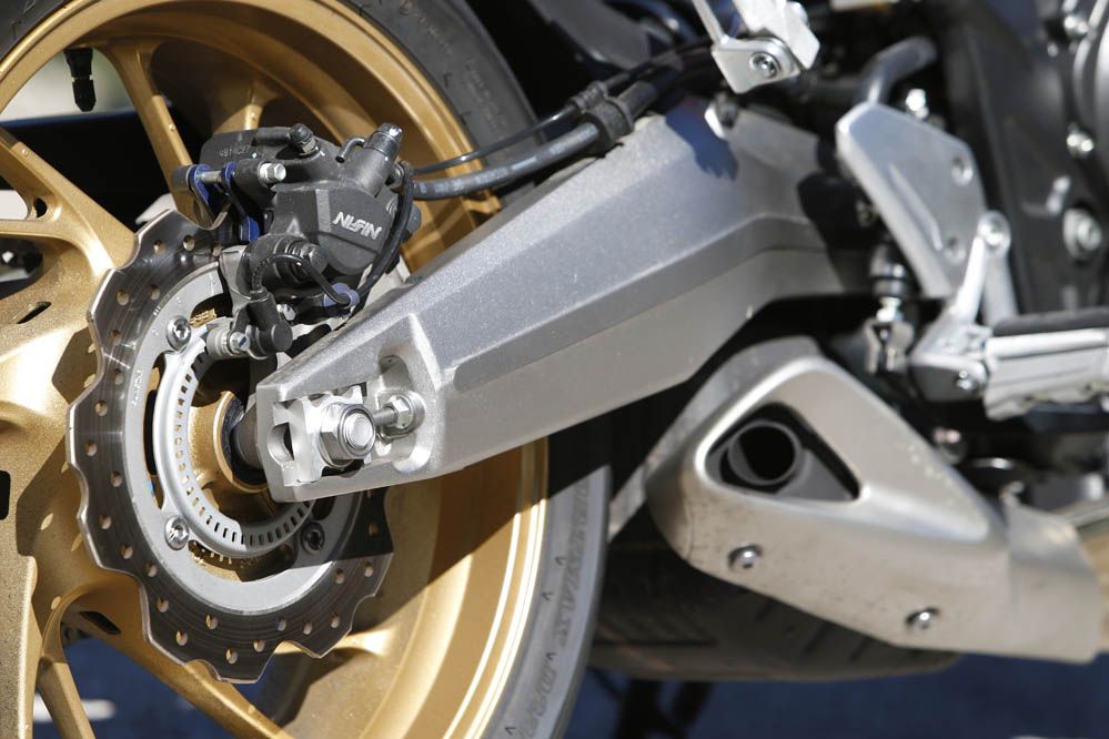Comparativa Honda CB650F- Yamaha XJ6. Galería