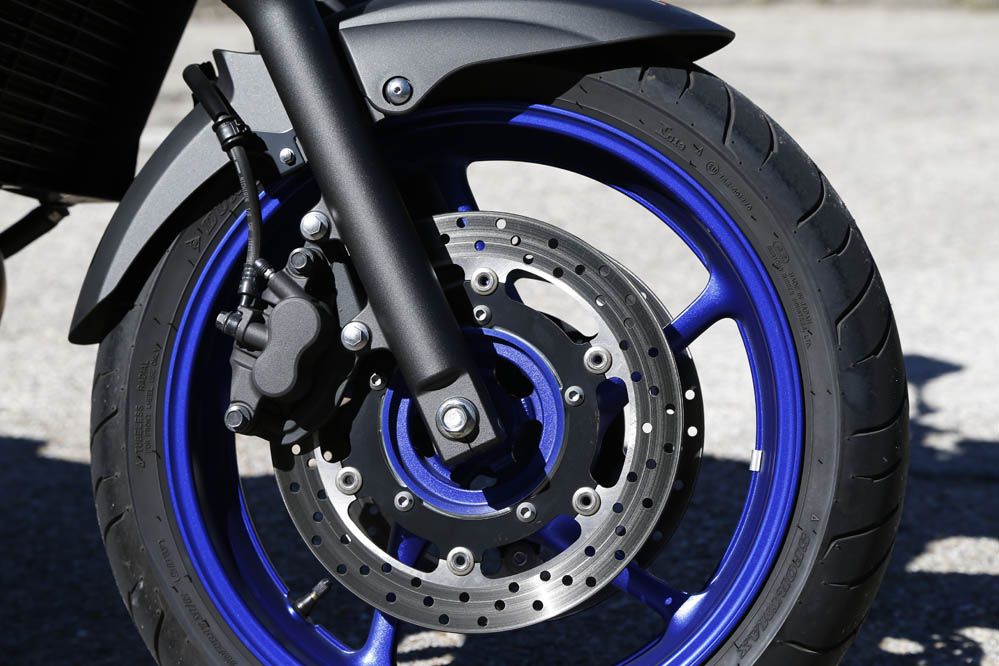 Comparativa Honda CB650F- Yamaha XJ6. Galería