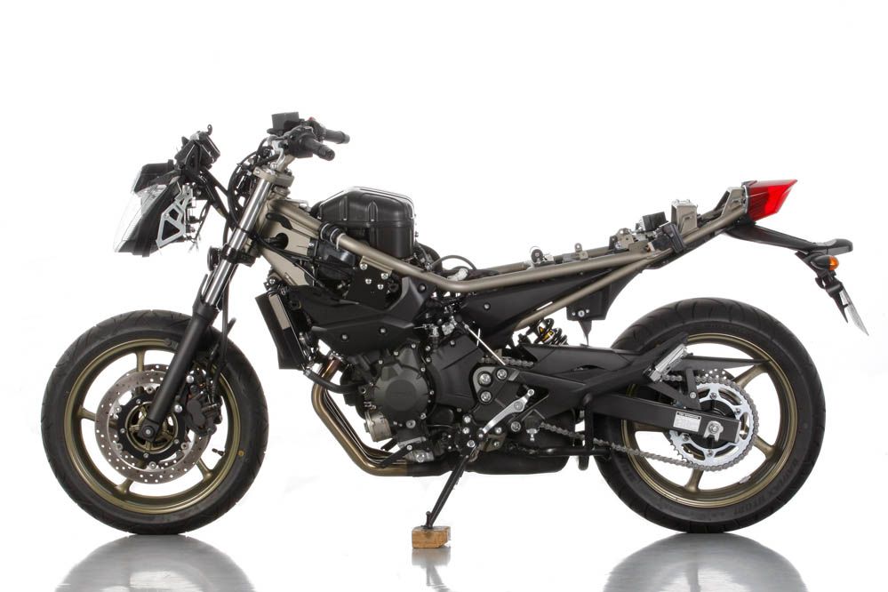 Comparativa Honda CB650F- Yamaha XJ6. Galería