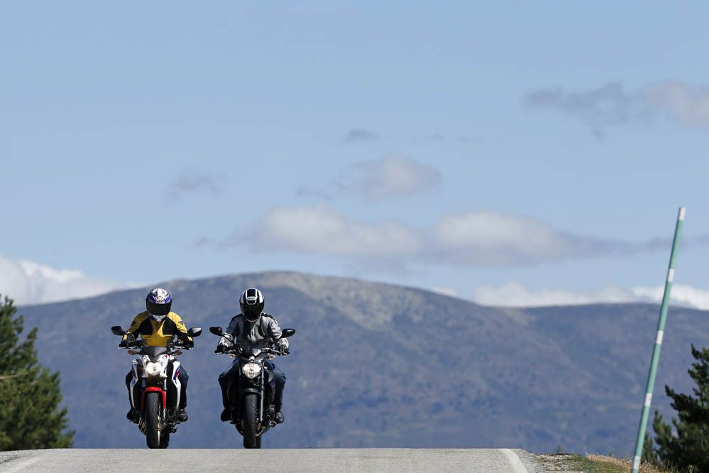 Comparativa Honda CB650F- Yamaha XJ6. Galería