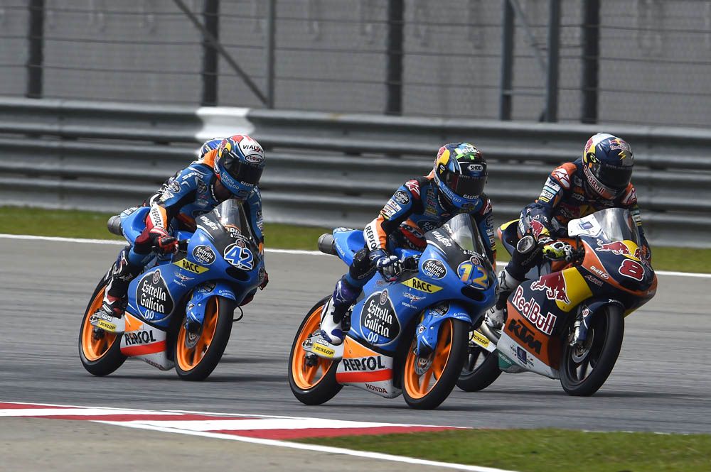 La carrera de Moto3 del GP de Malasia en imágenes