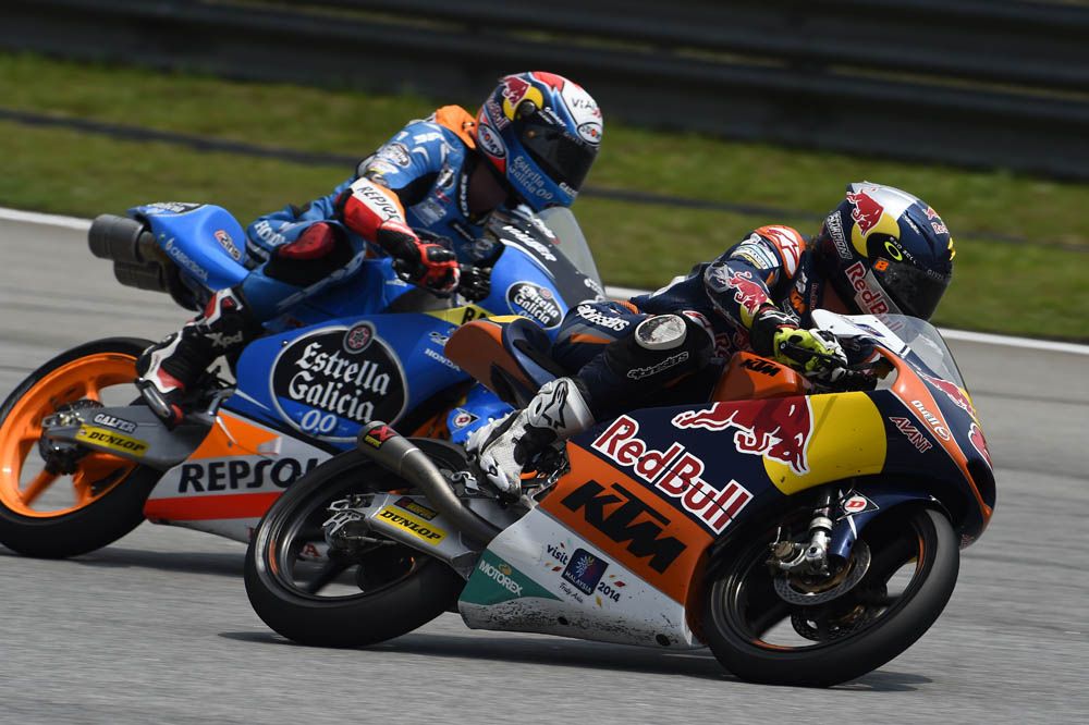 La carrera de Moto3 del GP de Malasia en imágenes