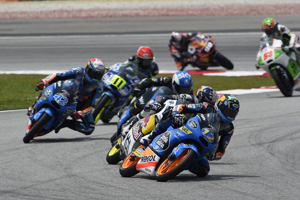 La carrera de Moto3 del GP de Malasia en imágenes