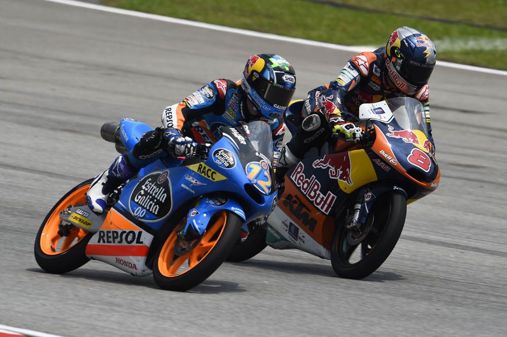 La carrera de Moto3 del GP de Malasia en imágenes