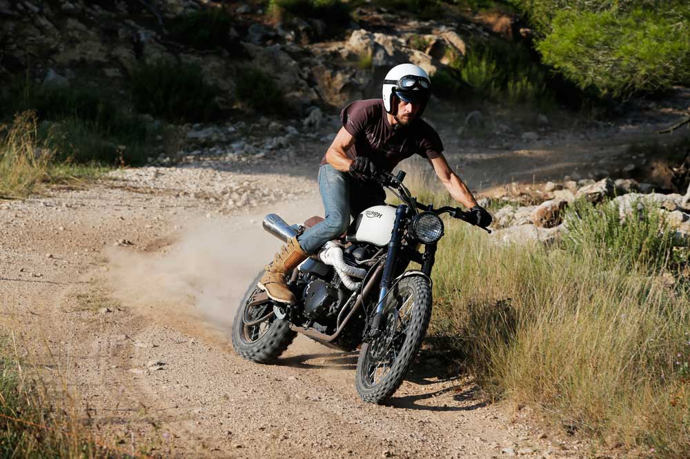Triumph Tramontana