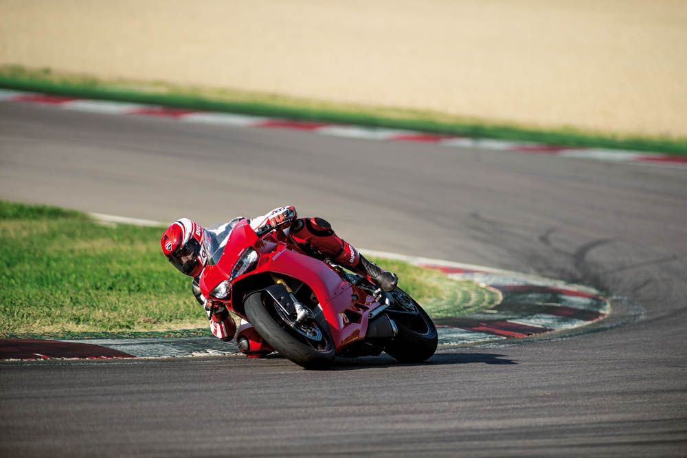 Ducati Panigale 2015. Fotos