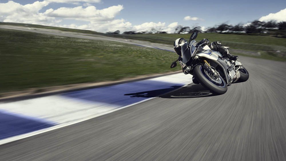 Yamaha YZF R1M. Fotos