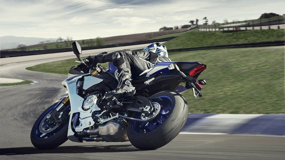 Yamaha YZF R1 2015. Fotos
