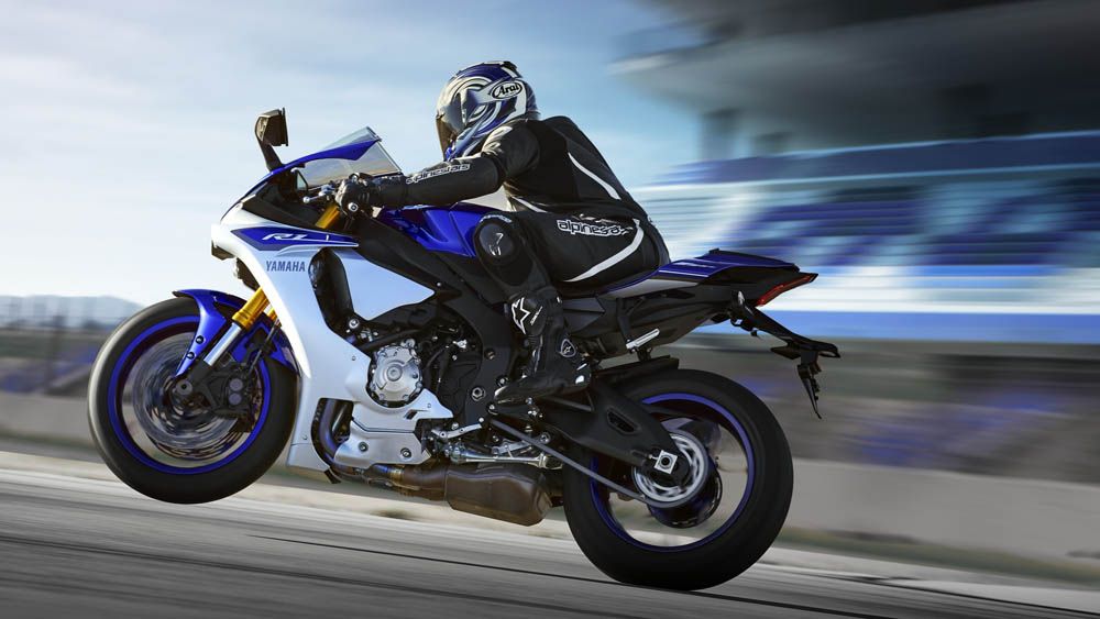 Yamaha YZF R1 2015. Fotos