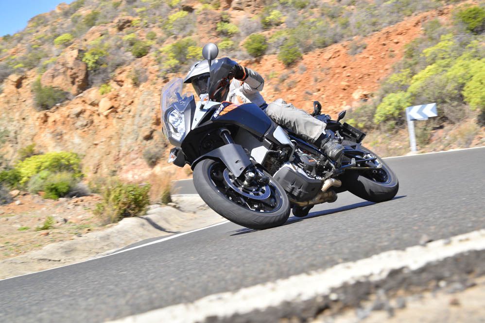 KTM 1050 Adventure 2015. Fotos
