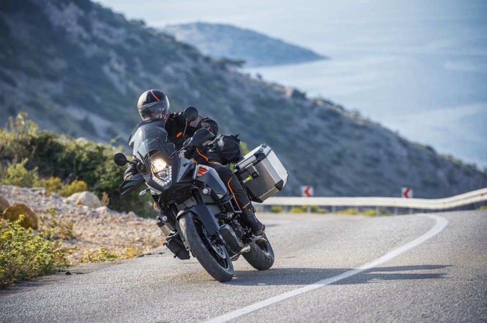 KTM 1050 2015. Fotos
