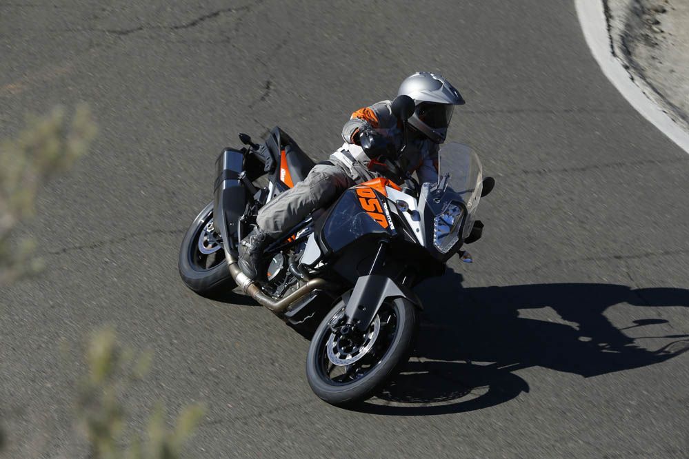 KTM 1050 Adventure 2015. Fotos