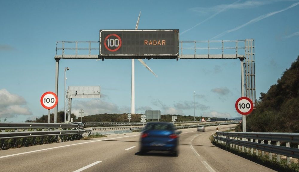 Radar fijo en España.