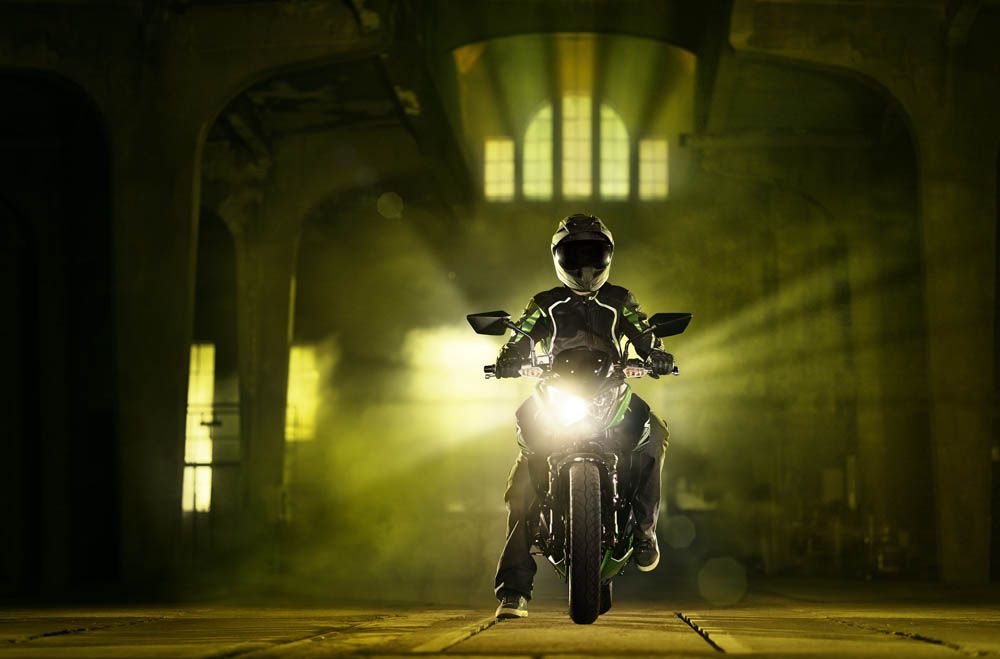 Kawasaki Z300 2015. Fotos