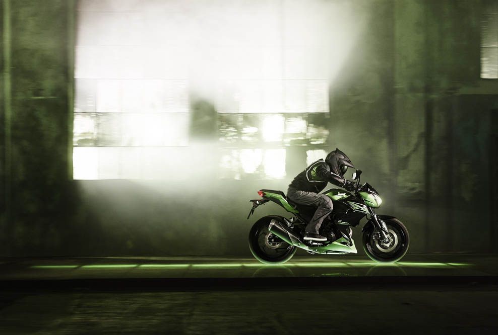 Kawasaki Z300 2015. Fotos