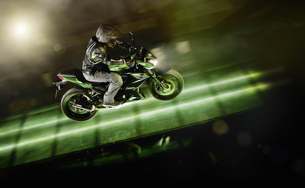 Kawasaki Z300 2015. Fotos