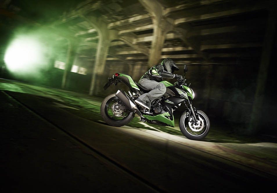 Kawasaki Z300 2015. Fotos