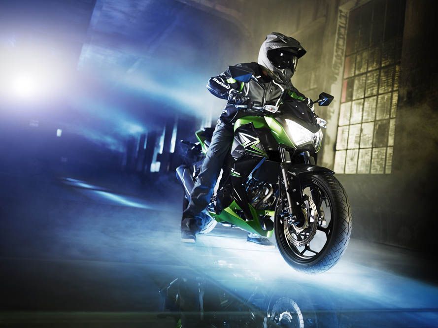Kawasaki Z300 2015. Fotos