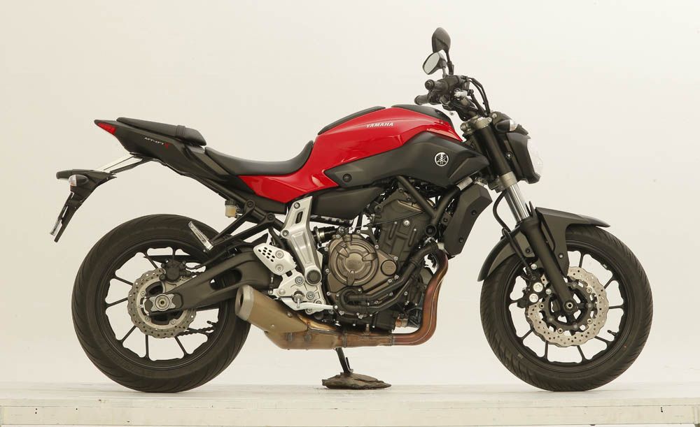 Comparativa Yamaha MT-09 y Yamaha MT-07. Galería