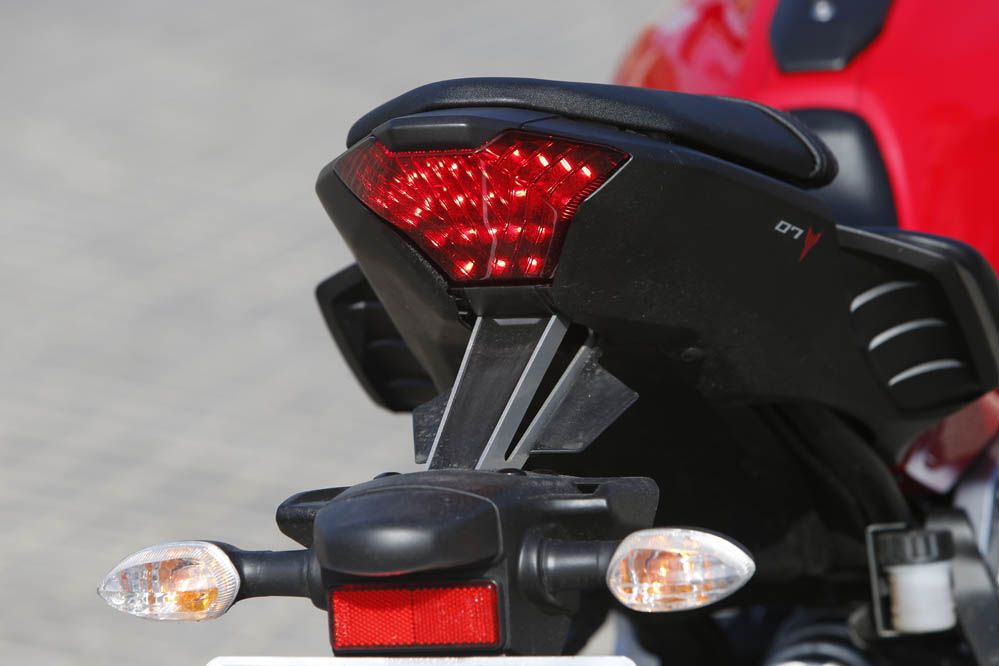 Comparativa Yamaha MT-09 y Yamaha MT-07. Galería
